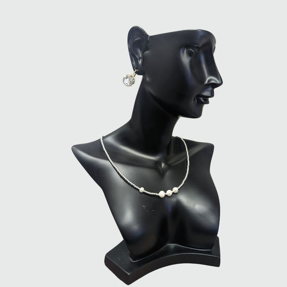 Short Metal  & Pearls